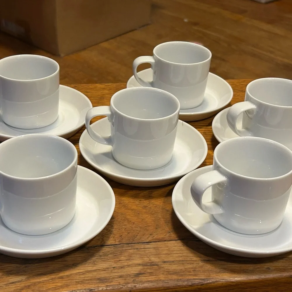 NEW Crate & Barrel Verge Espresso Cup and Saucer Set Made in Sri Lanka Set of 6